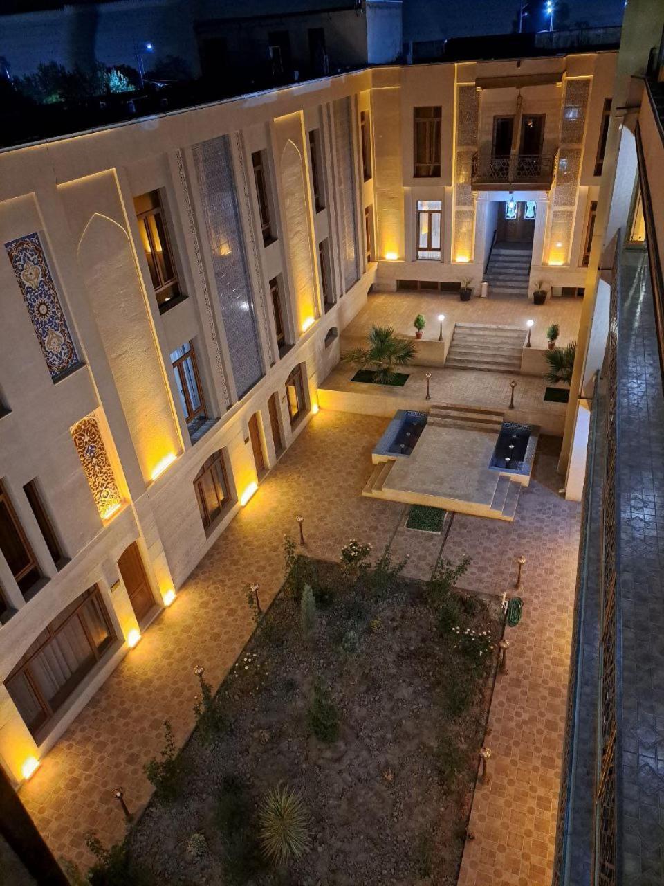 Caravan Plaza Inn Boutique Bukhara Esterno foto