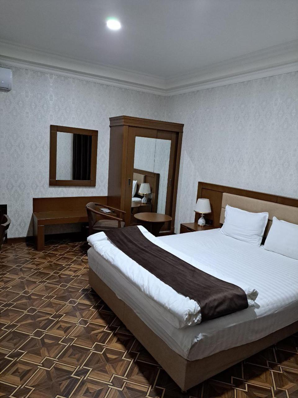Caravan Plaza Inn Boutique Bukhara Esterno foto